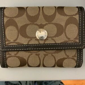 Coach Trifold Wallet Khaki /Brown leather